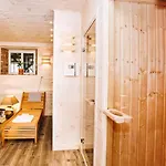 Palac Spichrz 4*