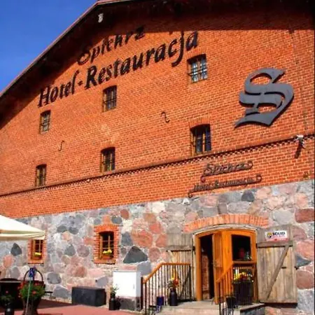 Palac Spichrz 住宿加早餐酒店 Borcz