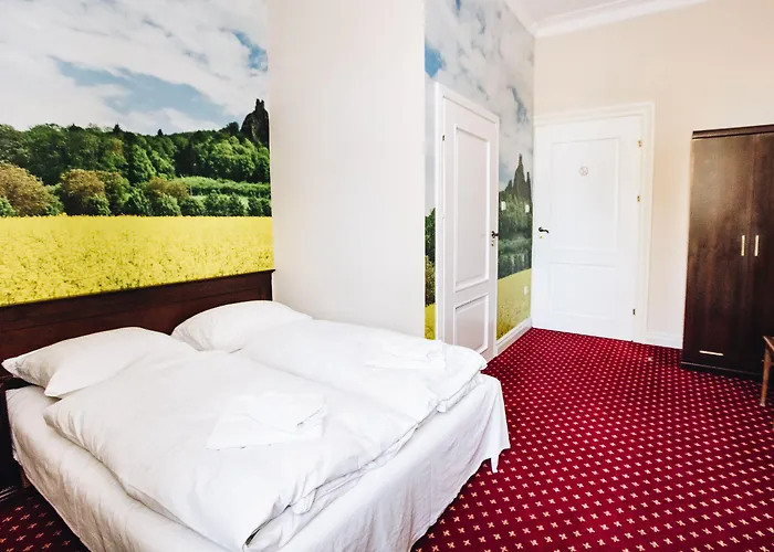 Palac Spichrz Bed and Breakfast Borcz