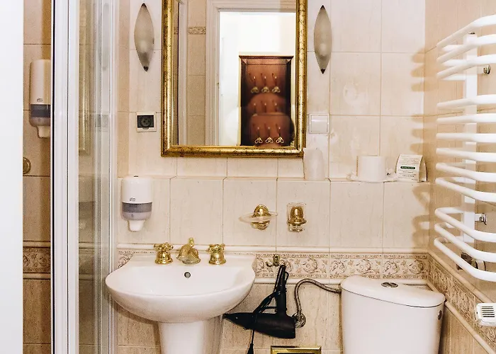 Palac Spichrz 住宿加早餐酒店